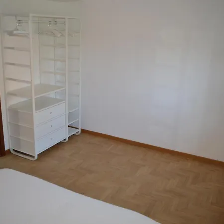 Appartement Domi - *